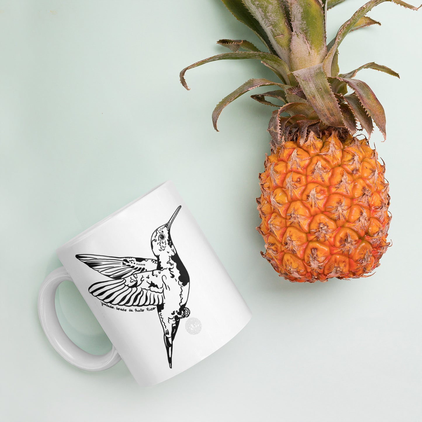 Zumbador dorado de Puerto Rico white glossy mug