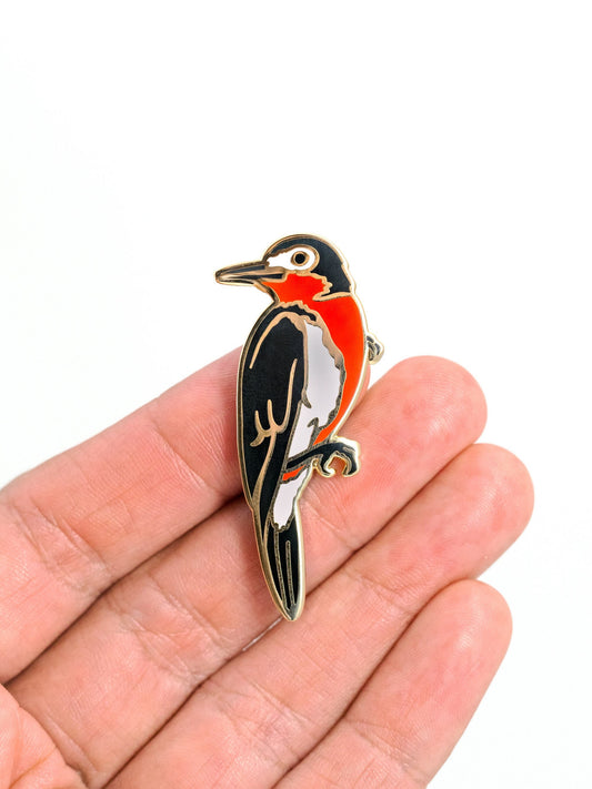 Carpintero de Puerto Rico Enamel Pin